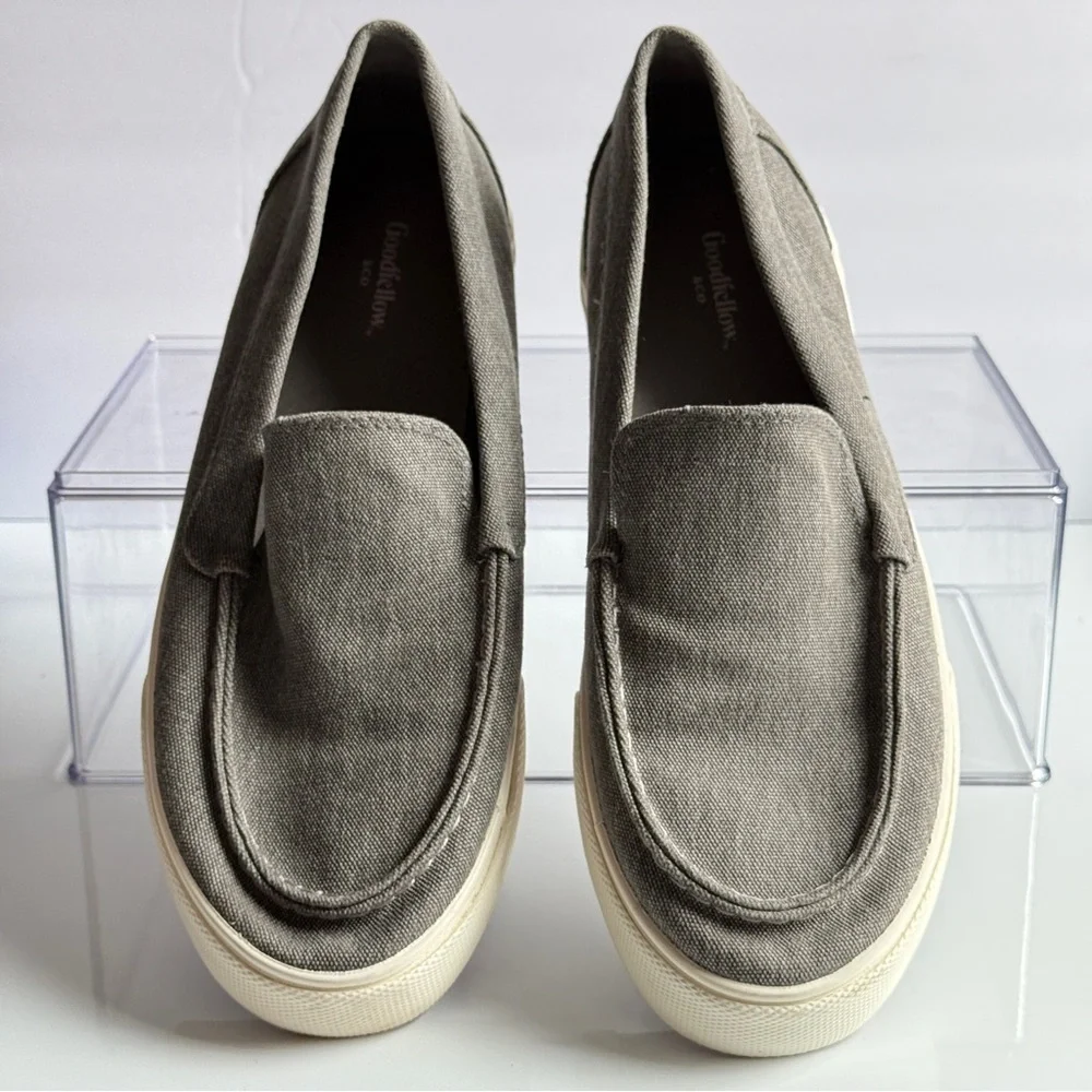 Goodfellow & Co Gray Loafers Size 8